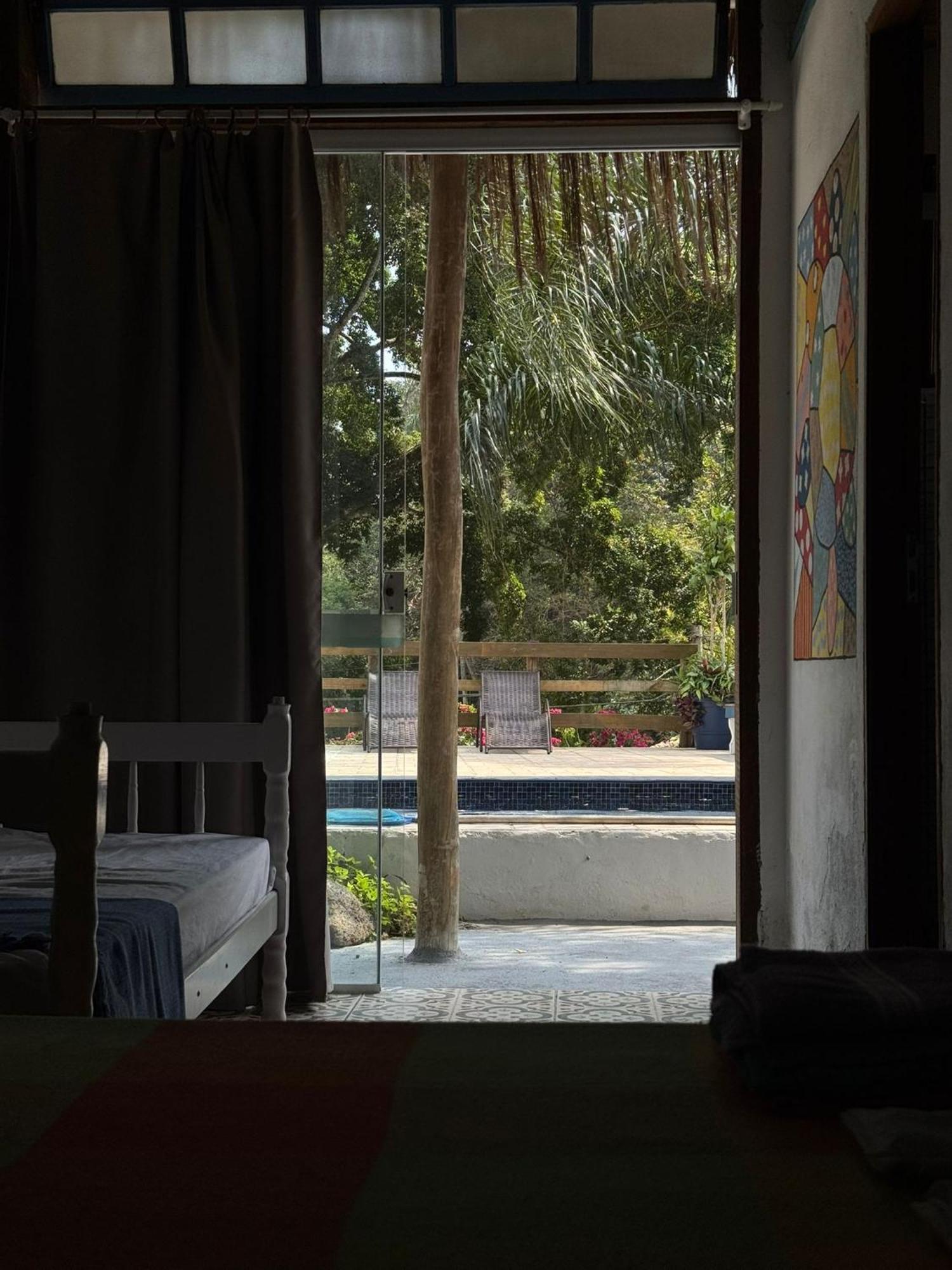 Vilarejo Praia Do Pereque Suites イリャベラ エクステリア 写真
